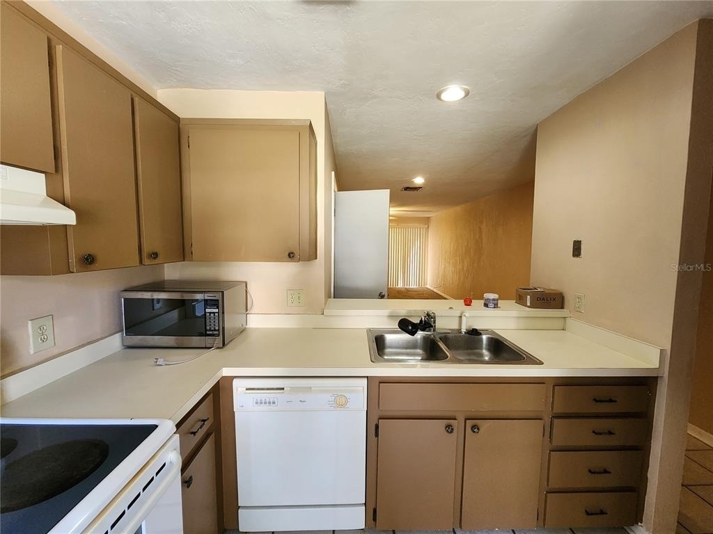 6288 Sw 8 Place - Photo 4