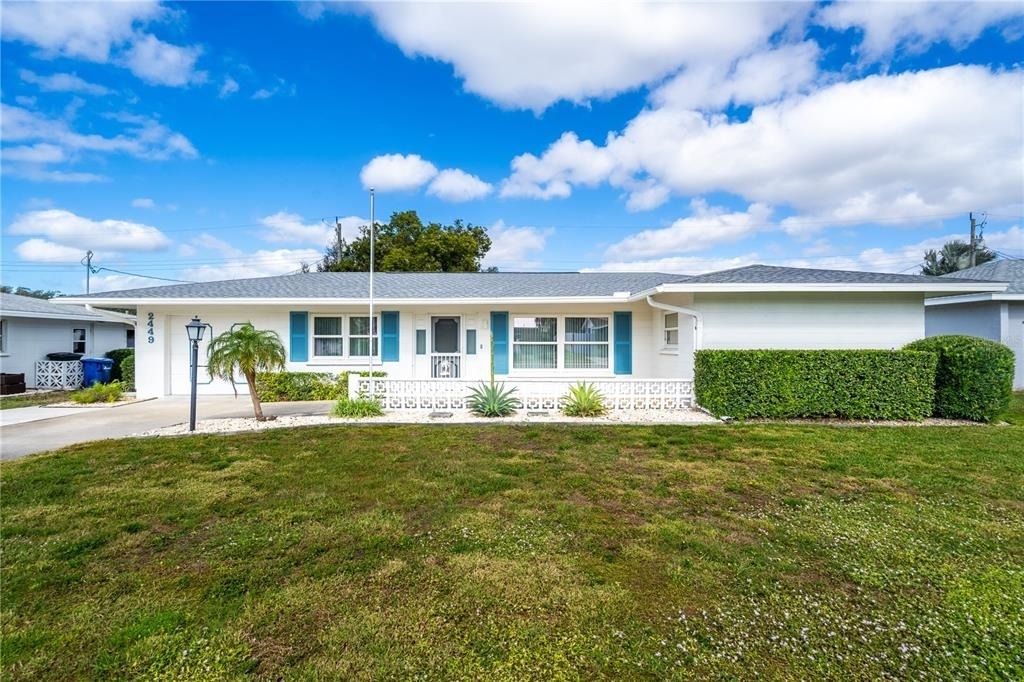 2449 Breakwater Circle - Photo 0