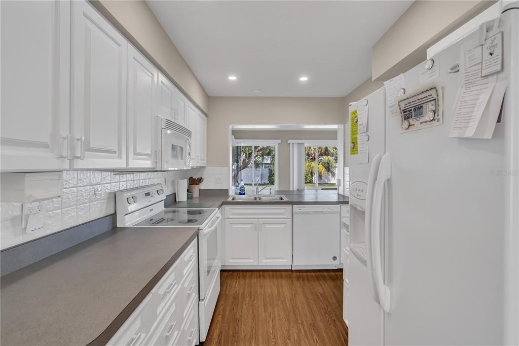 2449 Breakwater Circle - Photo 11