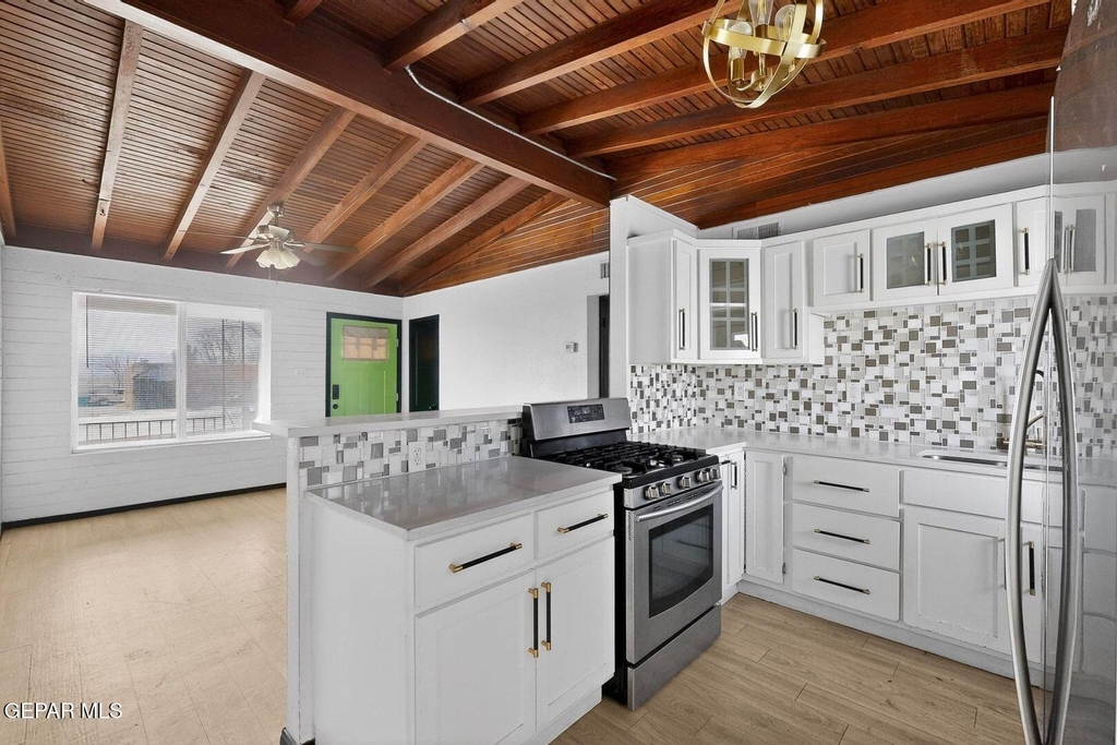 6203 Trowbridge Drive - Photo 6