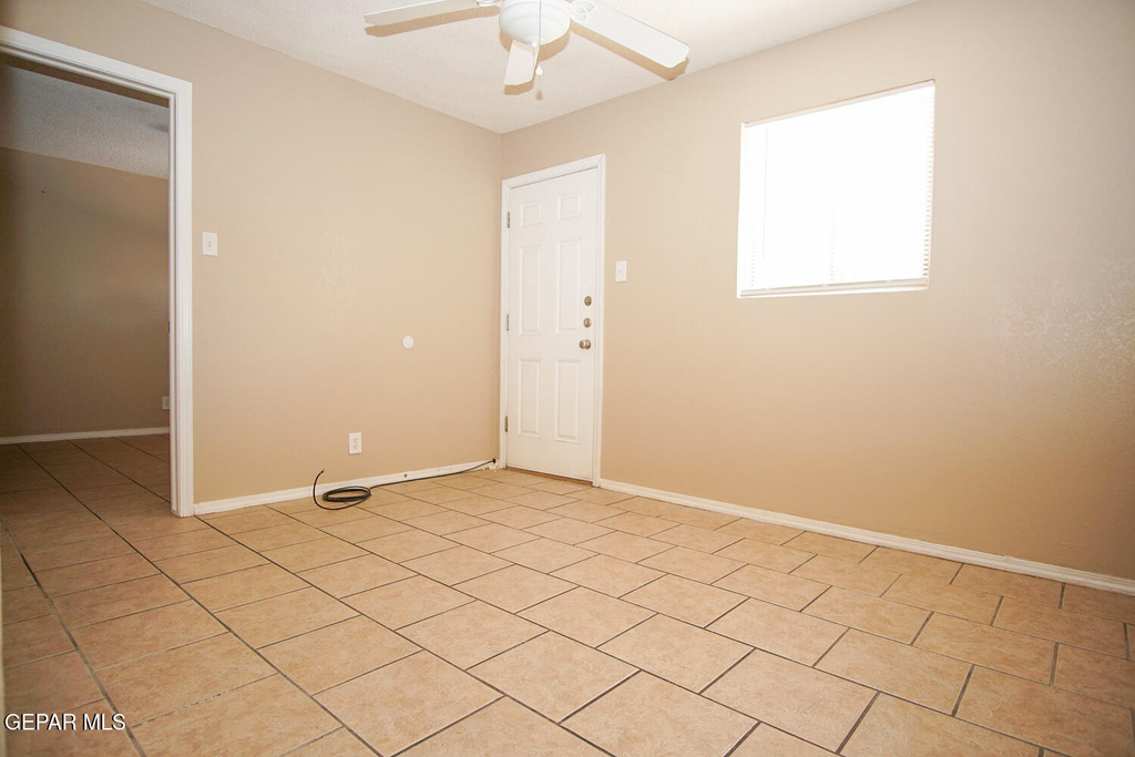 8612 Lawson Street - Photo 2