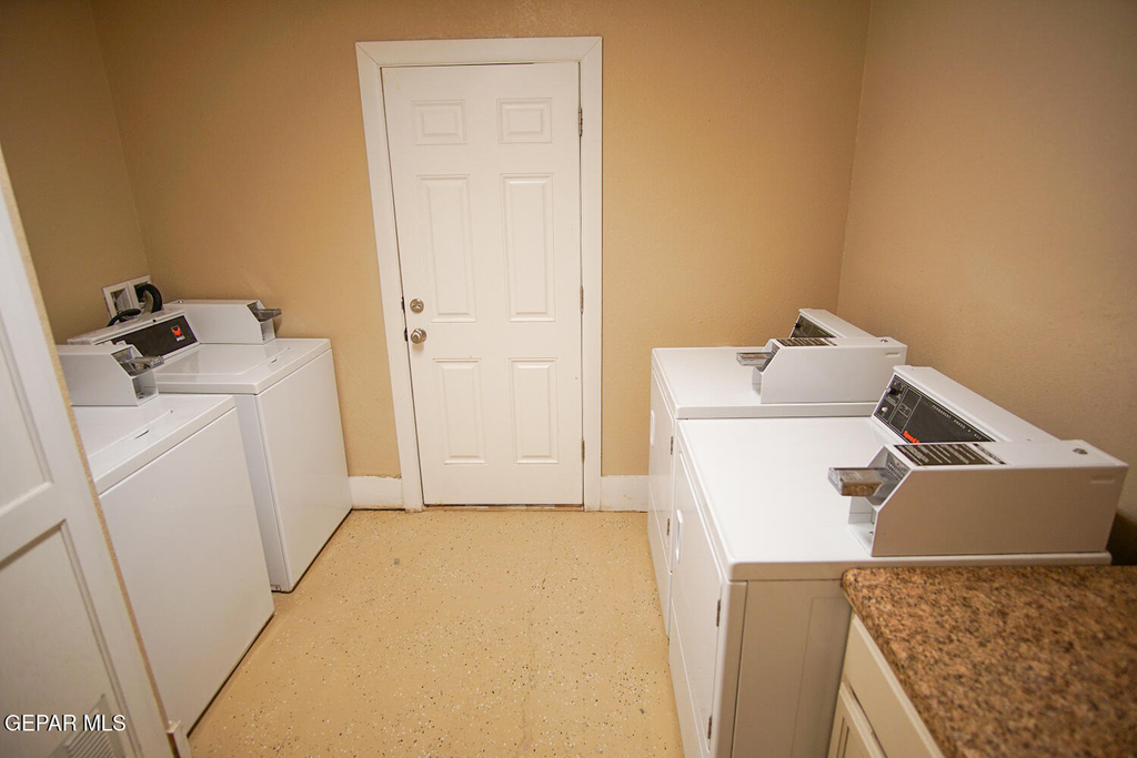 8612 Lawson Street - Photo 11