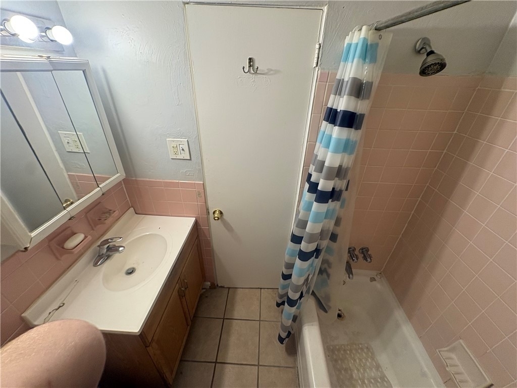 1 Penn Ridge Ct - Photo 2