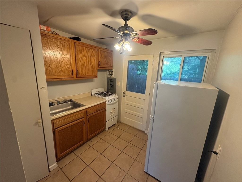 1 Penn Ridge Ct - Photo 3