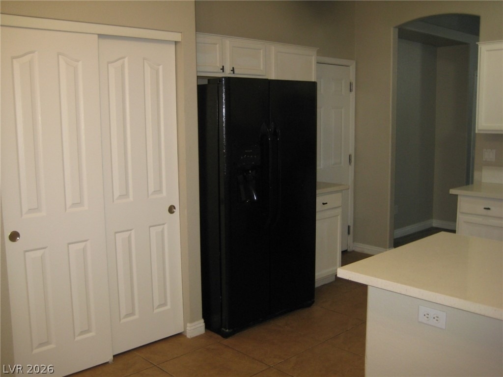 875 Hollandsworth Avenue - Photo 18
