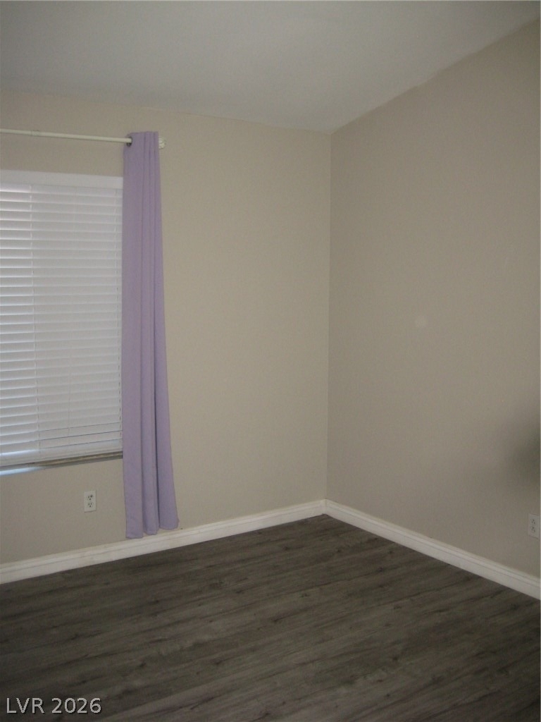 875 Hollandsworth Avenue - Photo 8