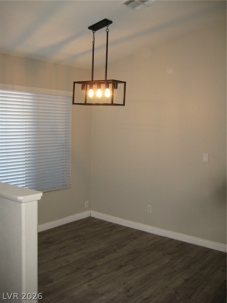 875 Hollandsworth Avenue - Photo 4