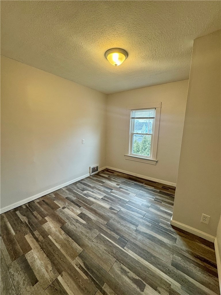 59 Clark Avenue - Photo 7