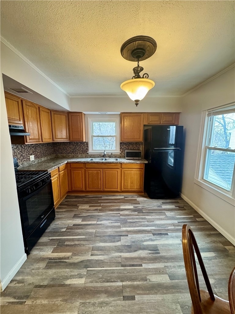 59 Clark Avenue - Photo 2