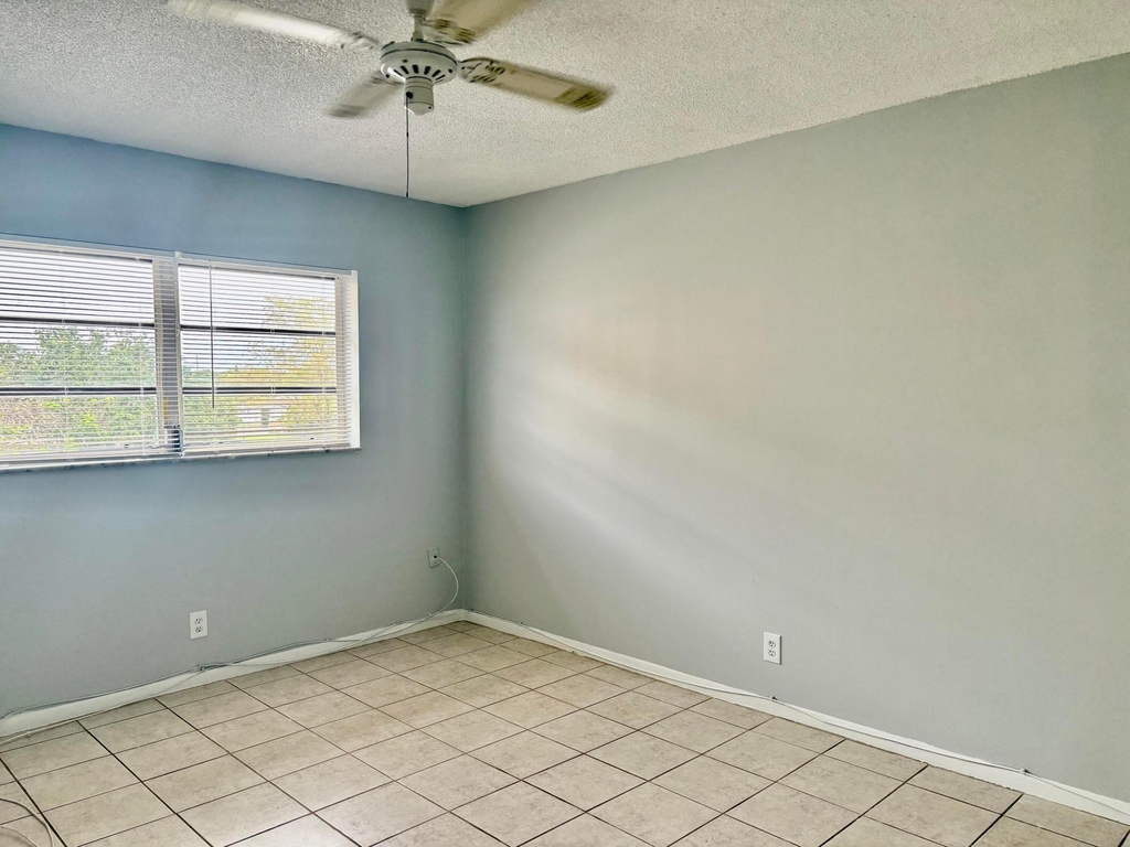 5300 Washington Street - Photo 11