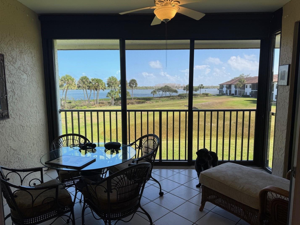 6102 Se Landing Way - Photo 7