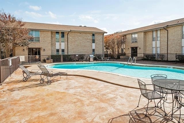 5812 Milton Street - Photo 12