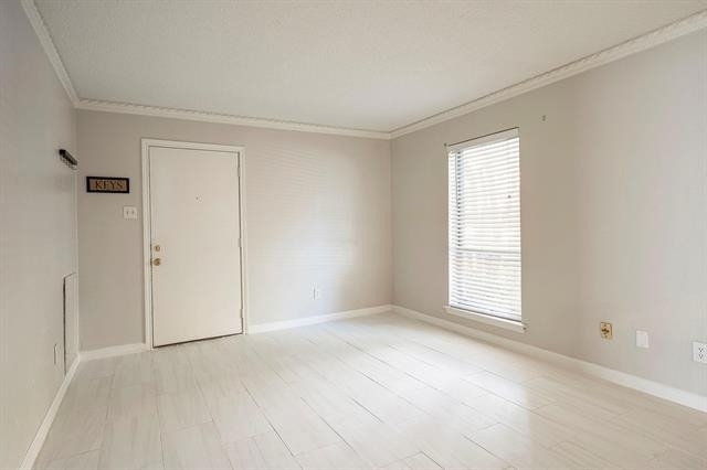 5812 Milton Street - Photo 2