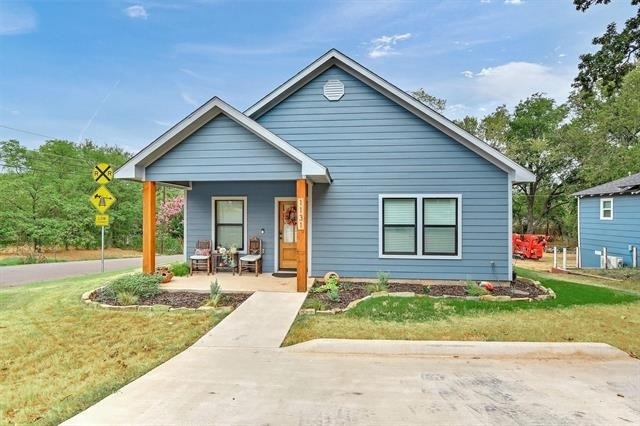 1131 W Owing Street - Photo 1