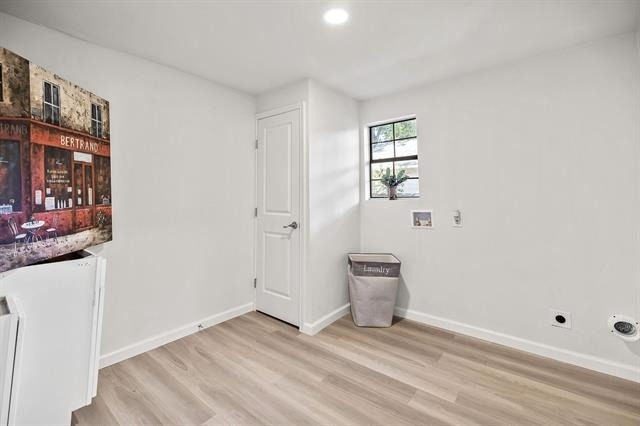 311 S Waverly Drive - Photo 12