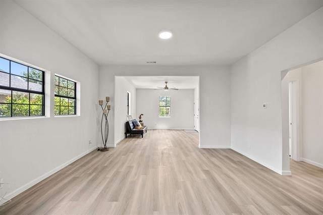311 S Waverly Drive - Photo 10