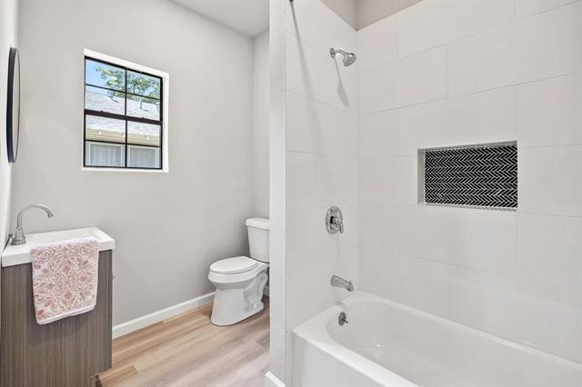 311 S Waverly Drive - Photo 15
