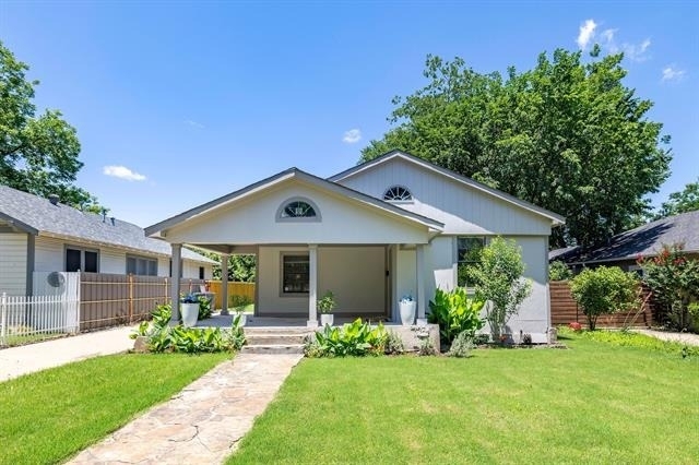 311 S Waverly Drive - Photo 1