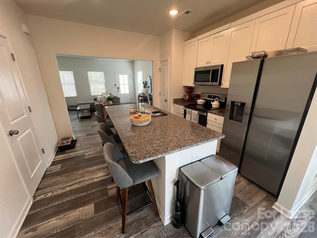 19505 Meridian Street - Photo 3