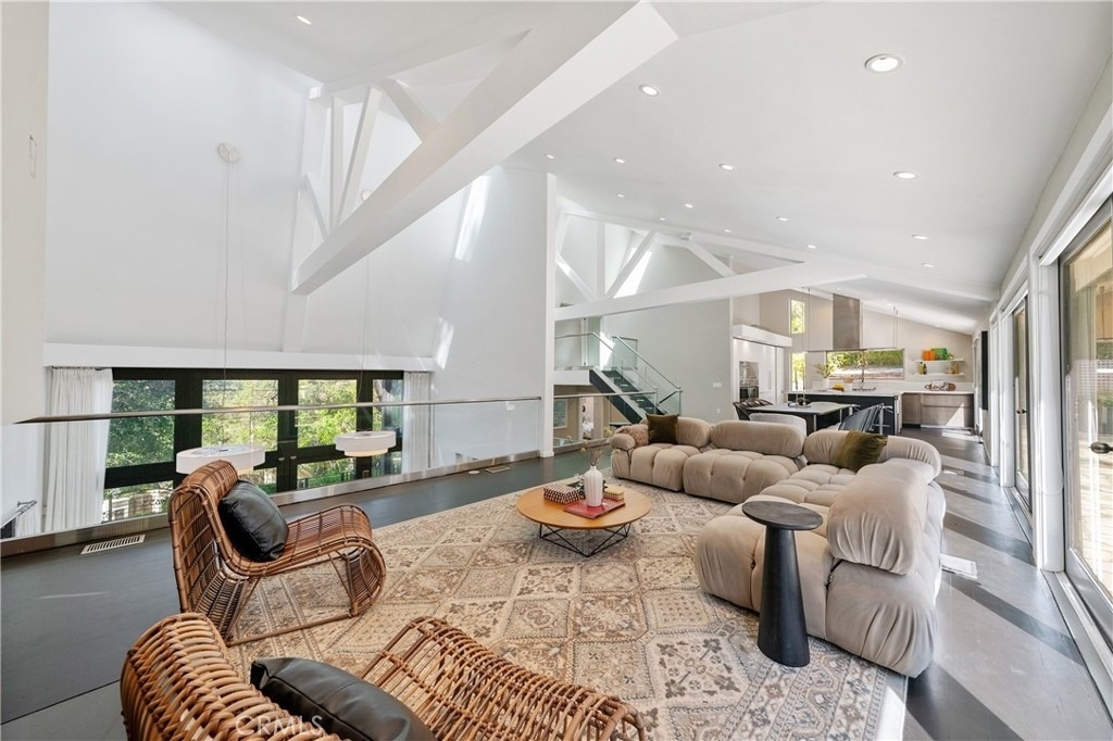 9653 Oak Pass - Photo 14