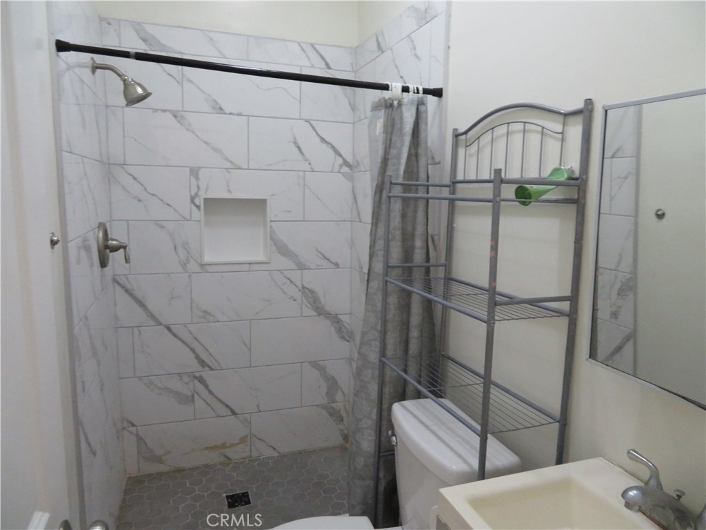 3923 S Normandie - Photo 10