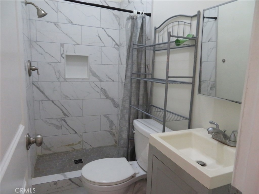 3923 S Normandie - Photo 12