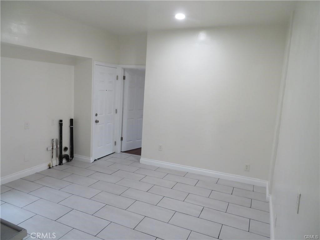 3923 S Normandie - Photo 3