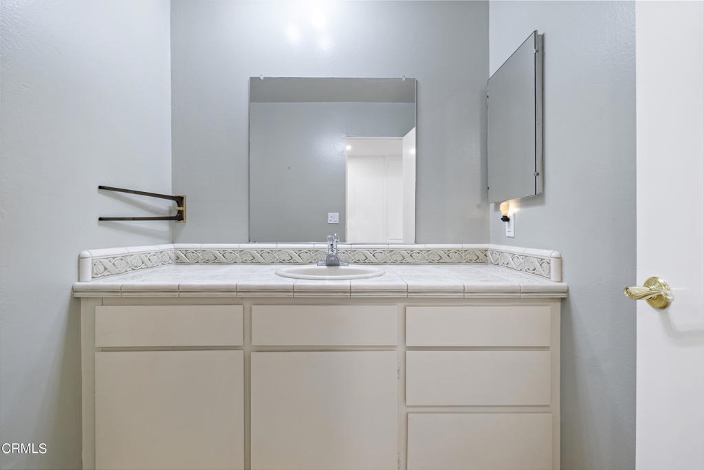 190 Arroyo Terrace - Photo 18