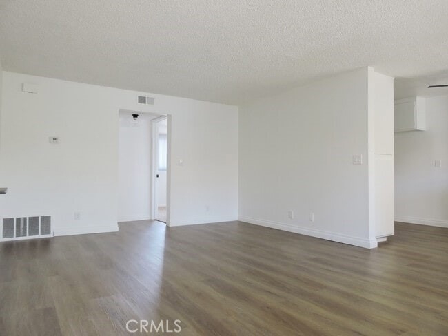 755 E Date - Photo 6