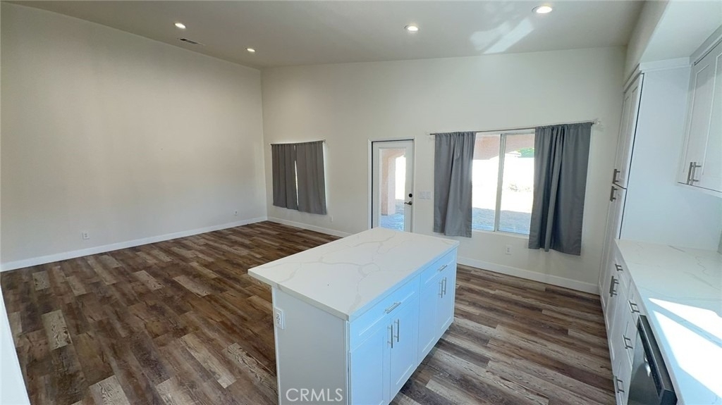 32440 Samuel Avenue - Photo 9