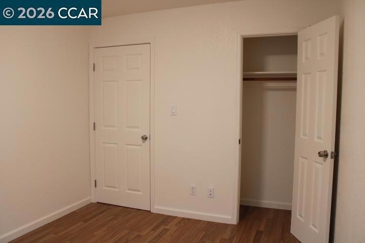 827 33rd St - Photo 8