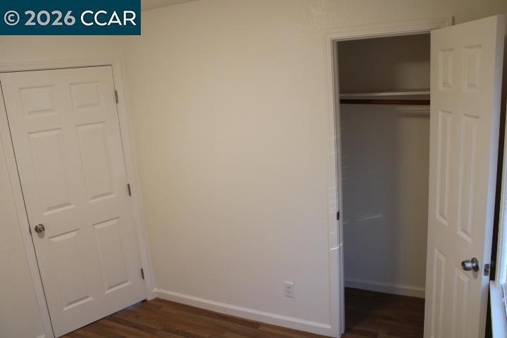 827 33rd St - Photo 13