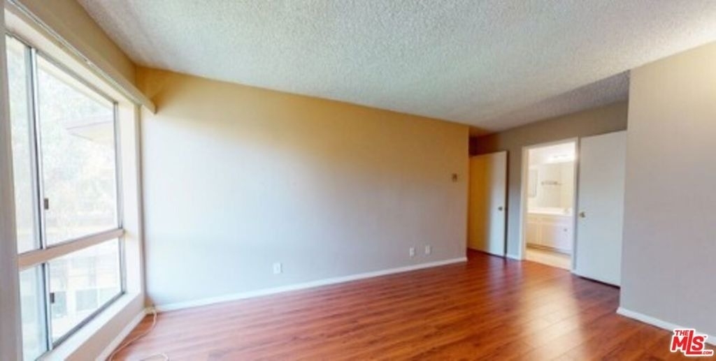 6225 Canterbury Drive - Photo 7