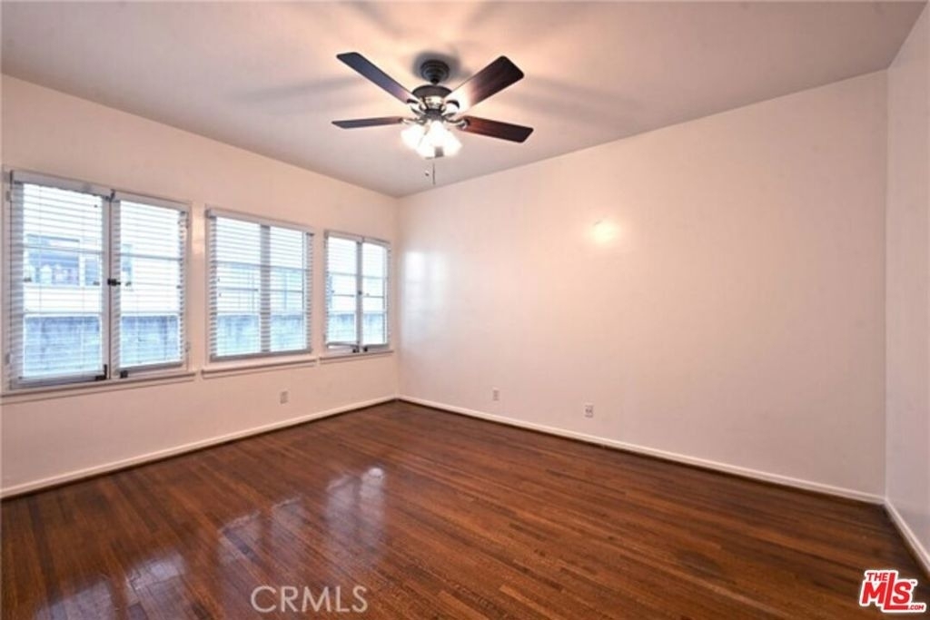 149 S Crescent Drive - Photo 8
