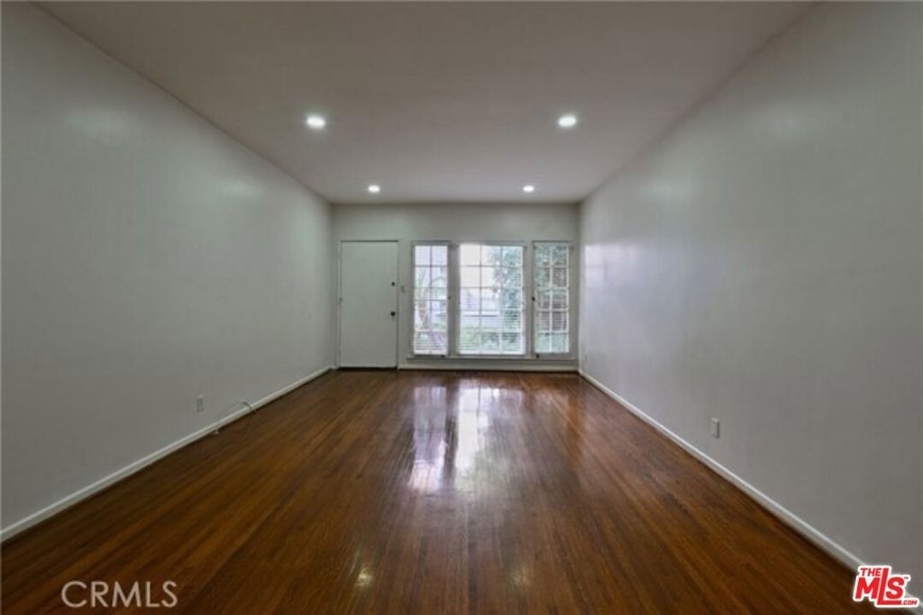 149 S Crescent Drive - Photo 1