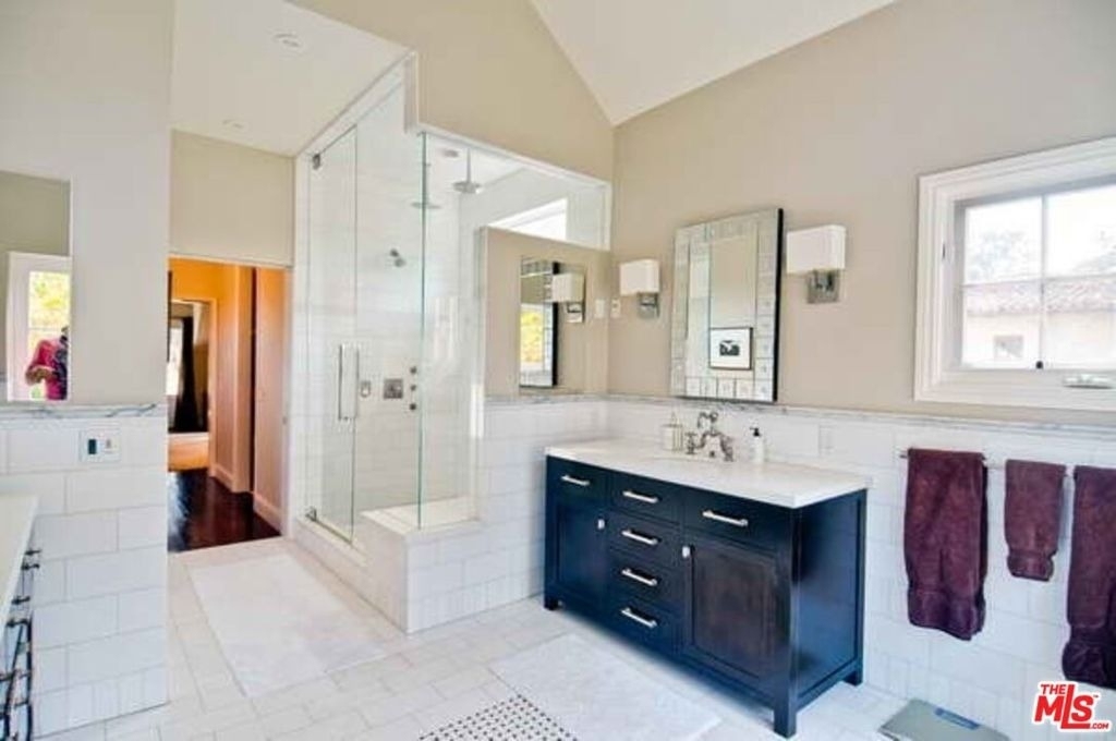 10253 Valley Spring Lane - Photo 19