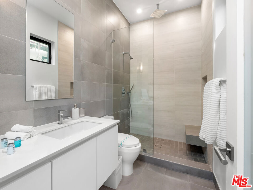 523 N Harper Avenue - Photo 30