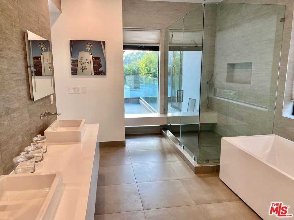 523 N Harper Avenue - Photo 37