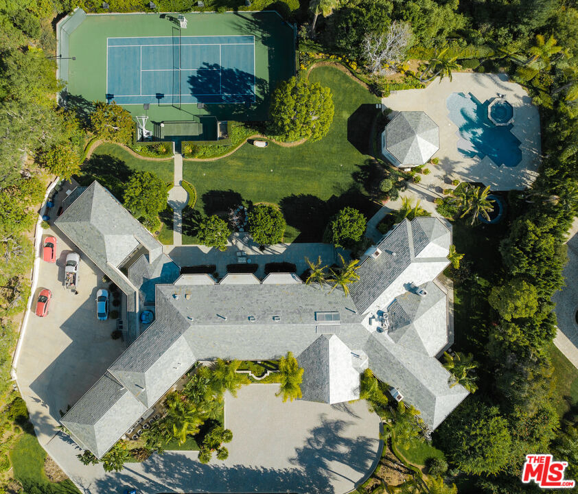 24 Beverly Park Terrace - Photo 9