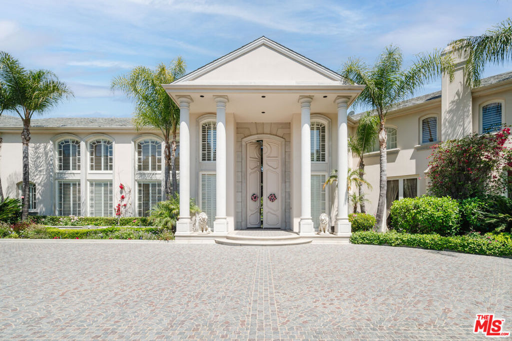 24 Beverly Park Terrace - Photo 2