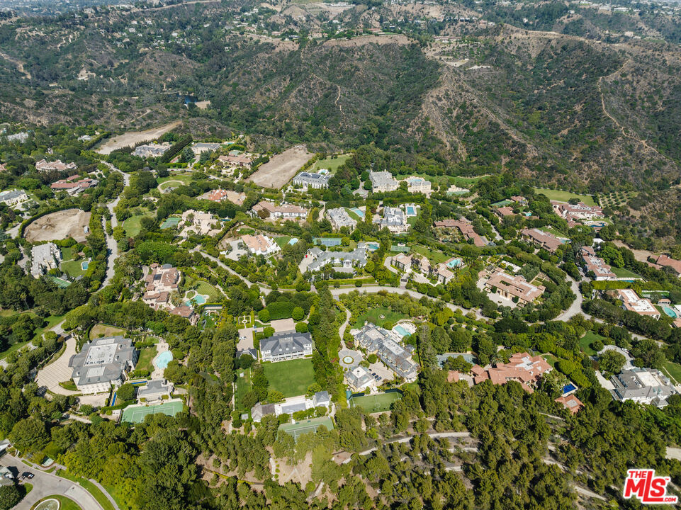 24 Beverly Park Terrace - Photo 11