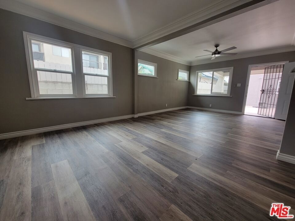 3067 Harrington Avenue - Photo 2