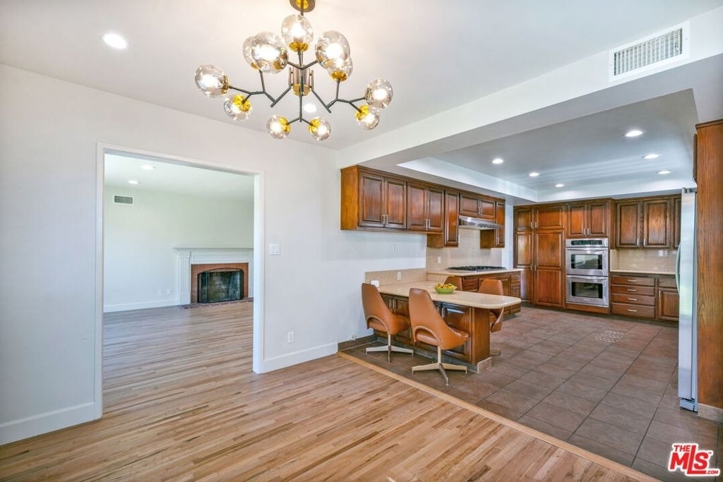 5911 S Corning Avenue - Photo 12