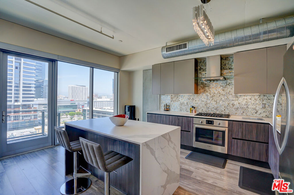 1100 S Hope Street - Photo 14