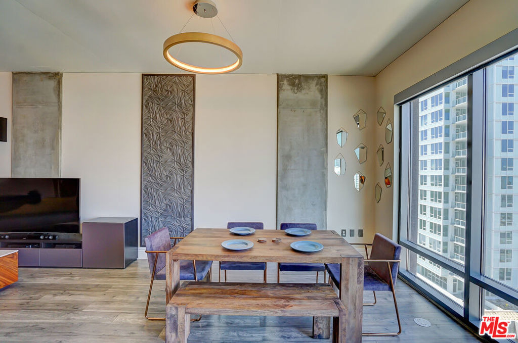 1100 S Hope Street - Photo 12