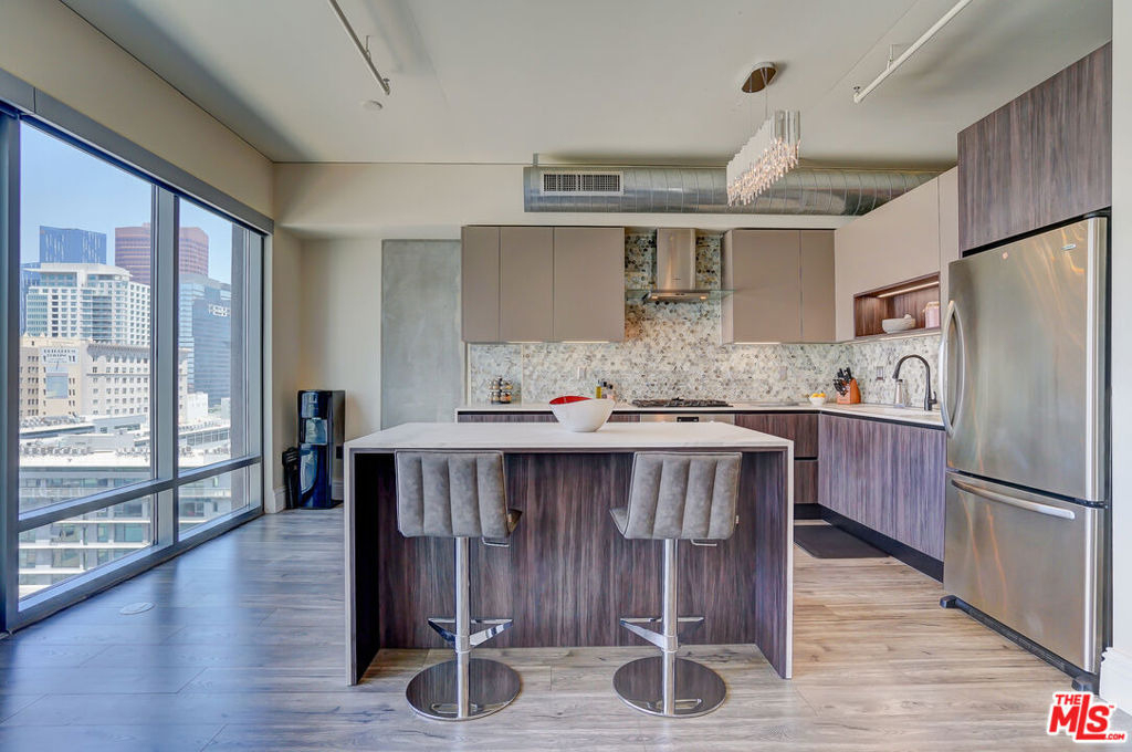 1100 S Hope Street - Photo 15