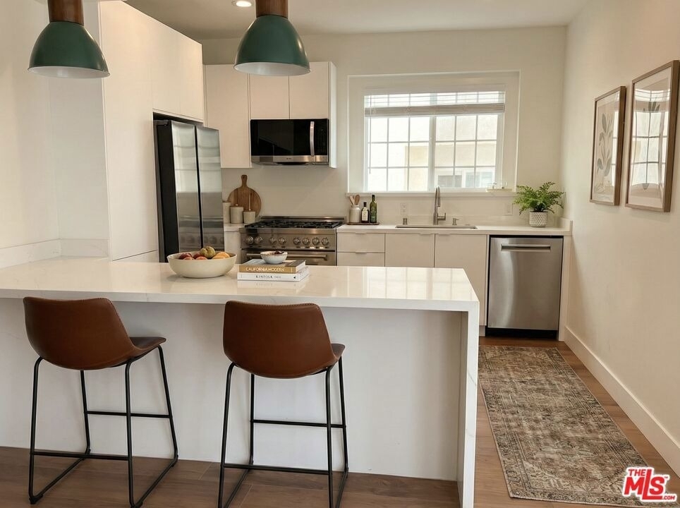 1000 S Sherbourne Drive - Photo 5