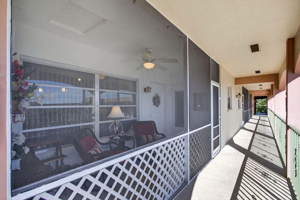 100 Se 6th Avenue - Photo 7