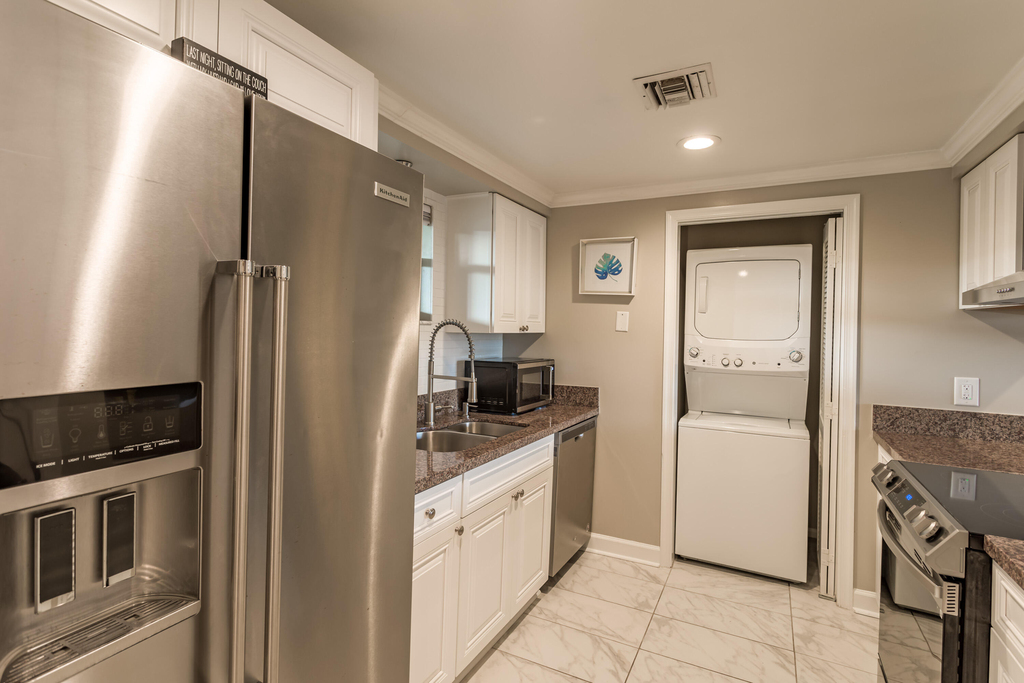 11842 Pebblewood Drive - Photo 5