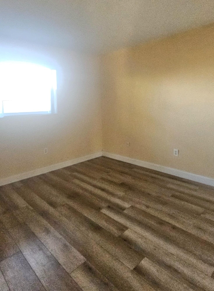 1505 Crescent Circle - Photo 9